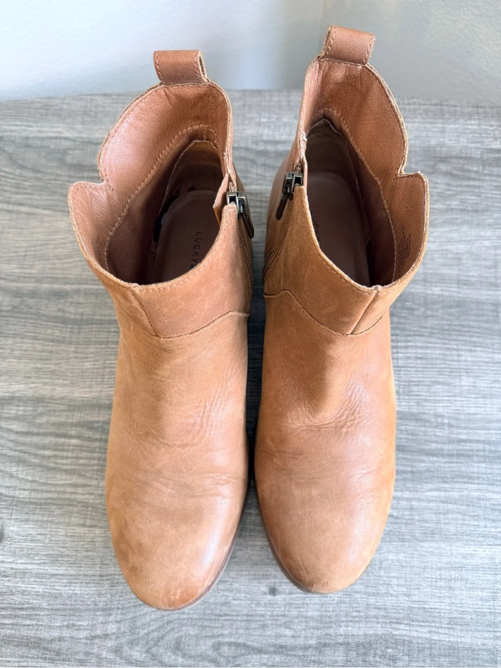 Women’s Lucky Brand Tan Leather Ankle Boots - Classic Chelsea Style